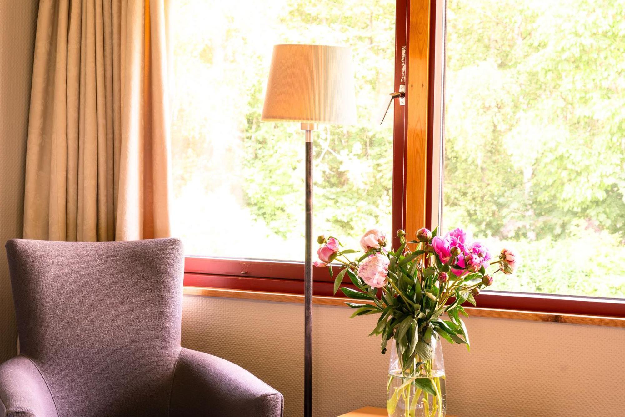 Thorbjornrud Hotell Jevnaker Exteriér fotografie