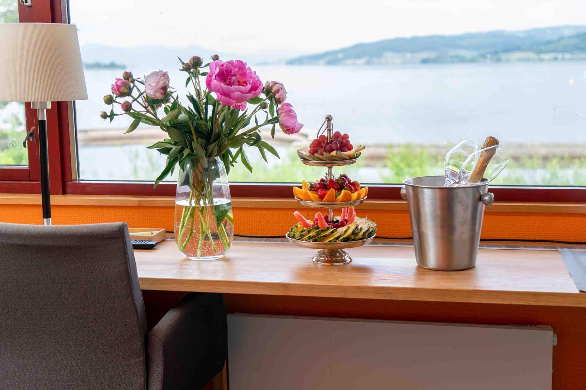 Thorbjornrud Hotell Jevnaker Exteriér fotografie